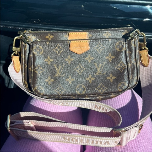 Louis Vuitton Multi Pochette Accessoires - Picture 4 of 7